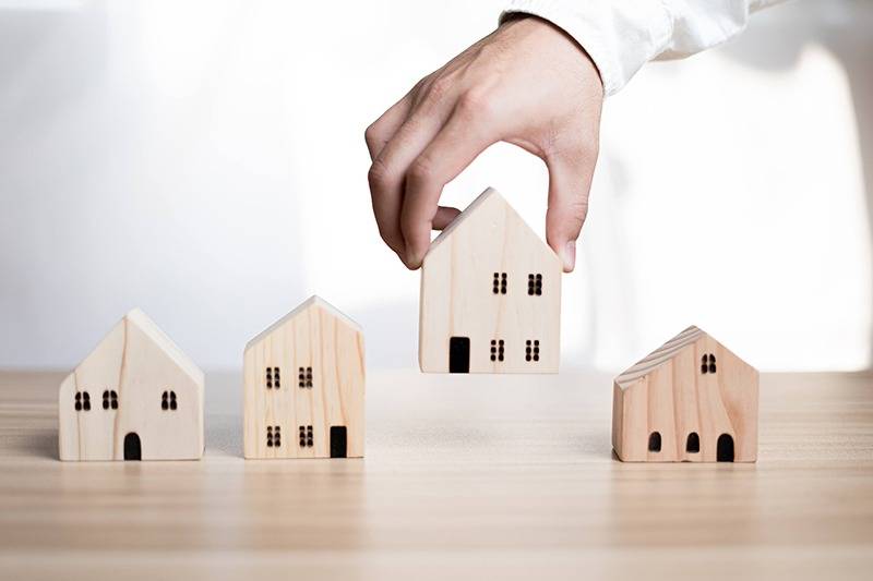 「リフォームローン」vs「住宅ローン」