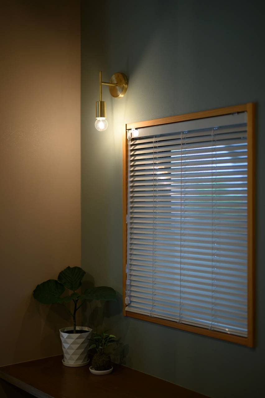 インテリアで叶えるナチュラル空間作りのコツと理想のリビング実例