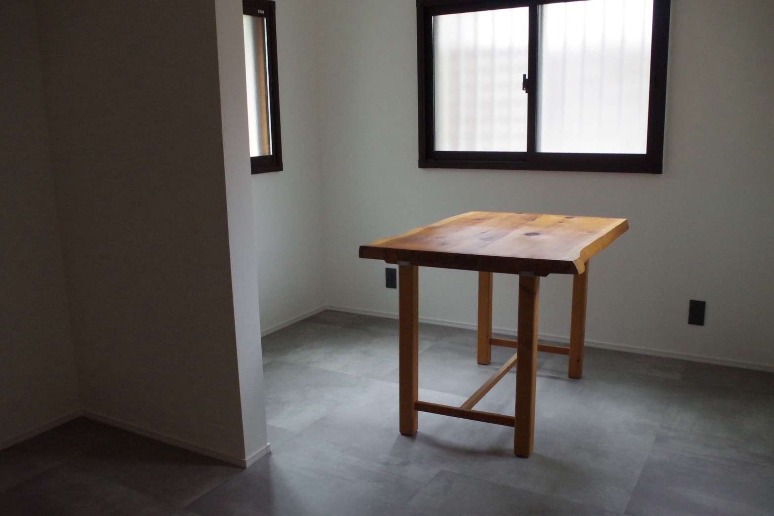 奥には仕事部屋も。