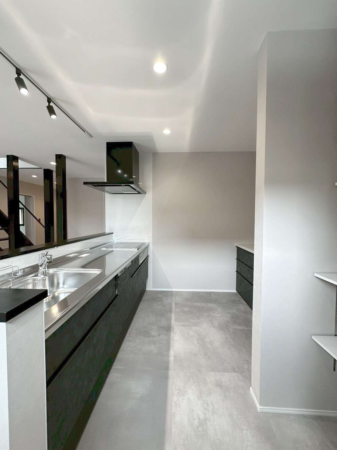 収納もたっぷりのキッチン