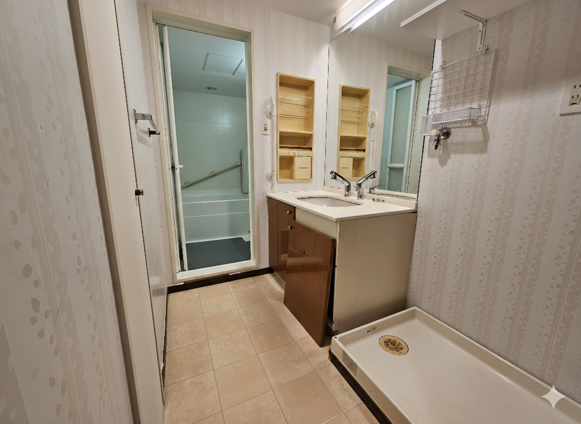 洗面室BEFORE｜年月が経過している