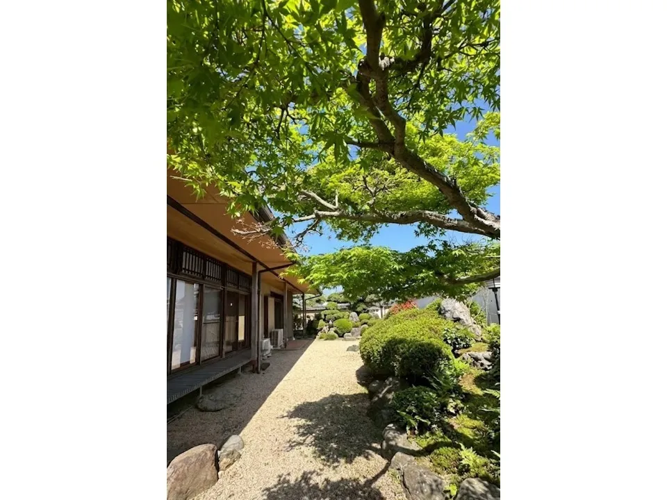 和風の庭は手入れする時間も癒しに。